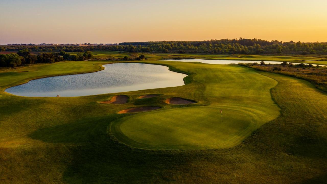 Acaya Golf Resort&Spa Bagian luar foto
